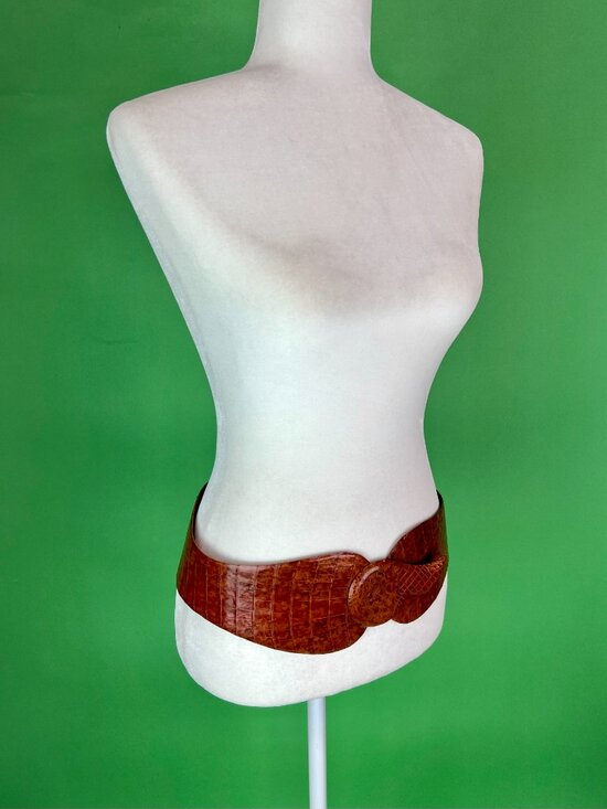 Vintage 80s Brown Crocodile Skin Statement Belt Made in El Salvador 33-34\